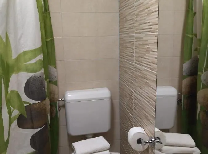 Tiny In Center Stone House Apartament Split